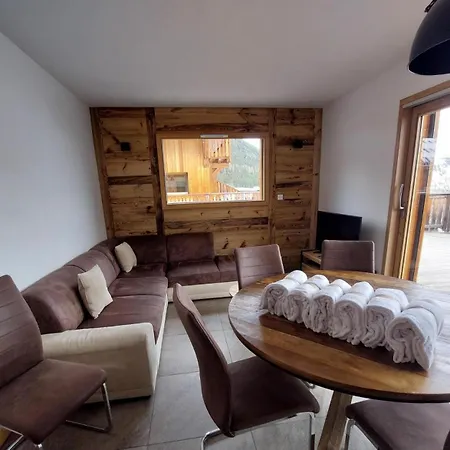 Chalet Choseaux Lezami *