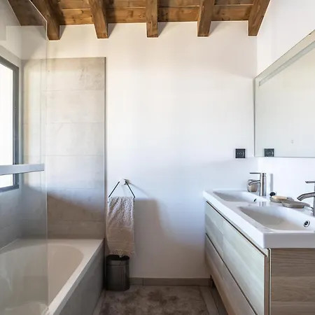 Chalet Choseaux Lezami *